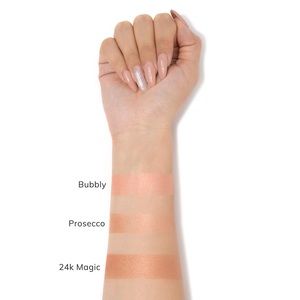 IBY Beauty Highlighter in Bubbly